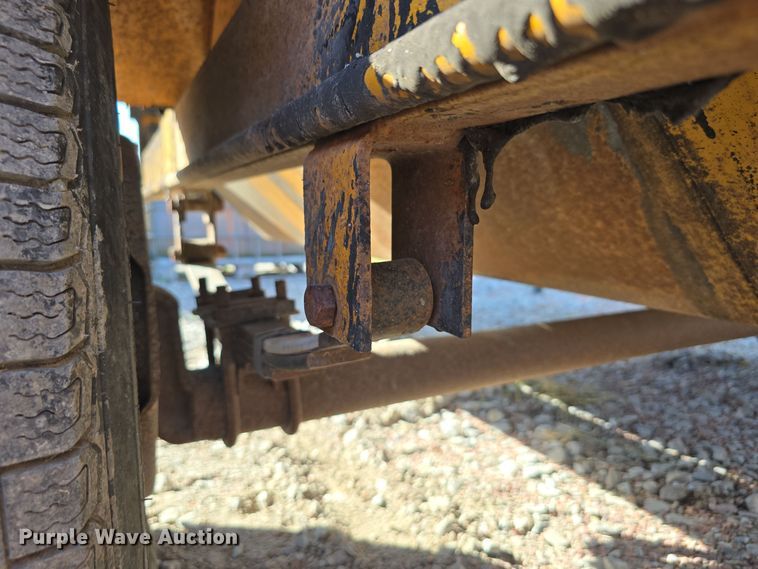 image for item LW9896 2007 Marathon Equipment Inc KEB260T tar kettle