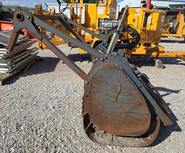 image for item LW9897 Timber Ax 63AXH207 skid steer mulcher