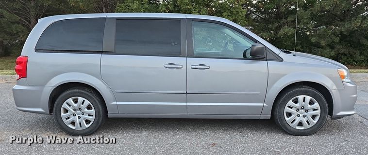 image for item LW9900 2016 Dodge Grand Caravan van