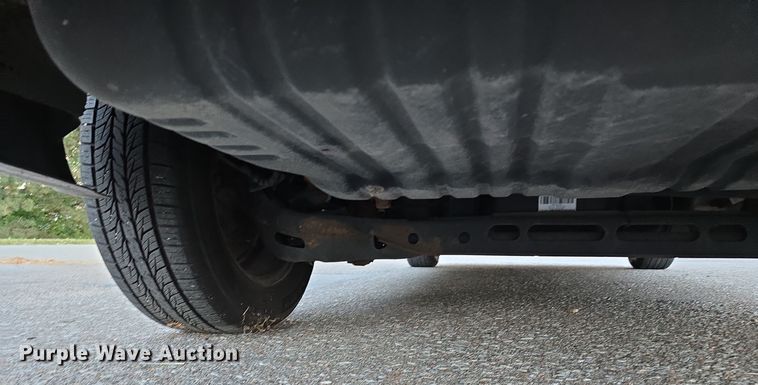 image for item LW9900 2016 Dodge Grand Caravan van