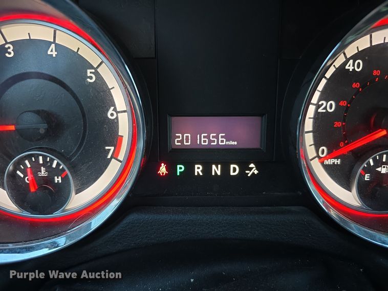 image for item LW9900 2016 Dodge Grand Caravan van