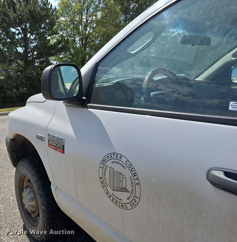 image for item LW9902 2008 Dodge Ram 2500HD pickup truck