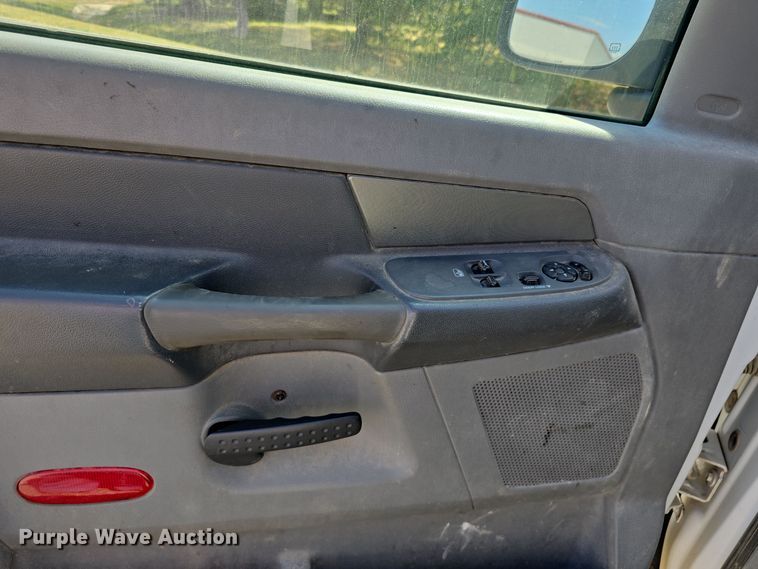 image for item LW9902 2008 Dodge Ram 2500HD pickup truck