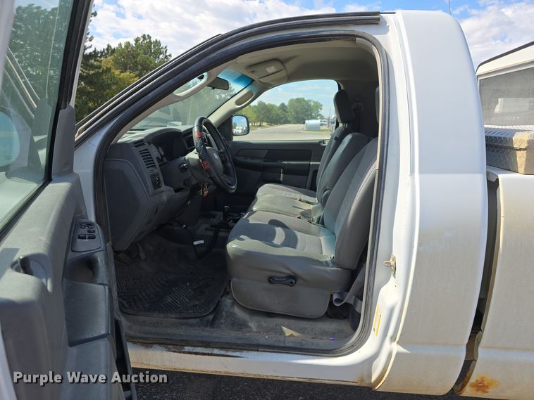 image for item LW9902 2008 Dodge Ram 2500HD pickup truck