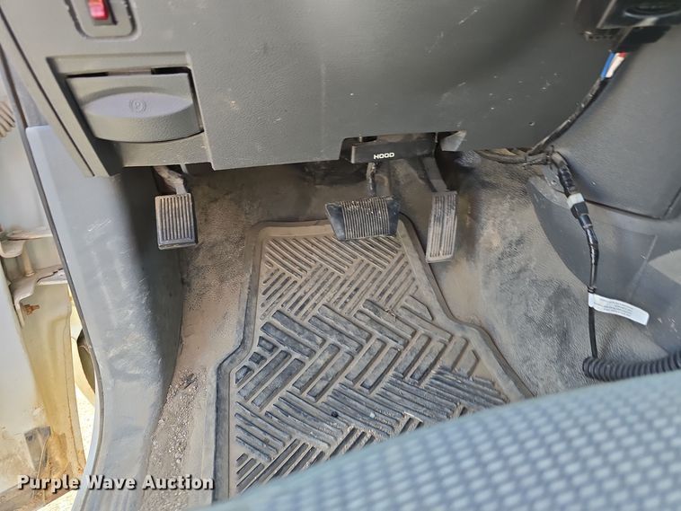 image for item LW9902 2008 Dodge Ram 2500HD pickup truck