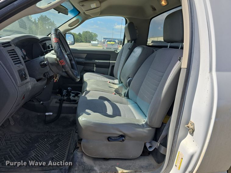 image for item LW9902 2008 Dodge Ram 2500HD pickup truck