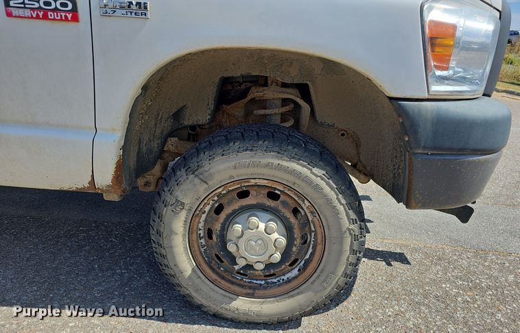 image for item LW9902 2008 Dodge Ram 2500HD pickup truck
