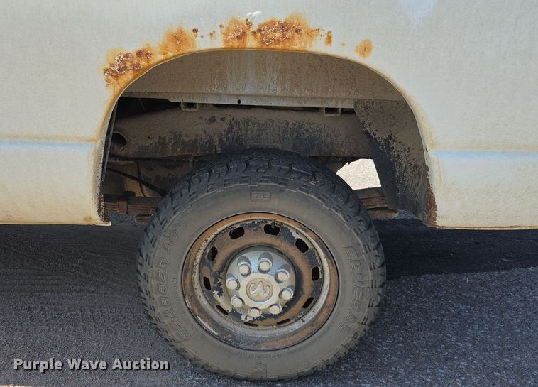 image for item LW9902 2008 Dodge Ram 2500HD pickup truck