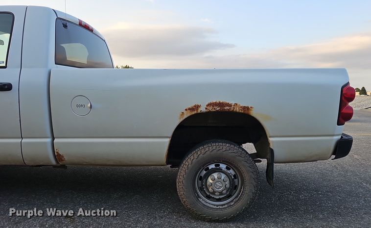image for item LW9903 2008 Dodge Ram 2500HD pickup truck
