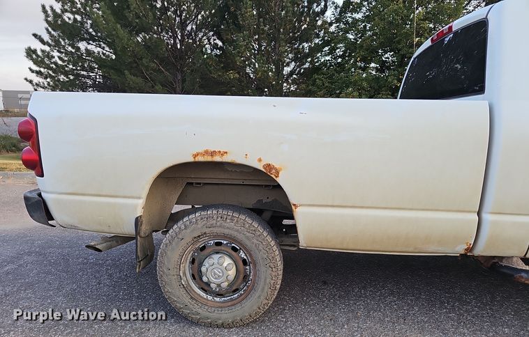 image for item LW9903 2008 Dodge Ram 2500HD pickup truck
