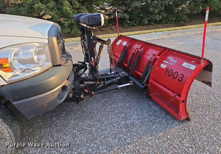 image for item LW9903 2008 Dodge Ram 2500HD pickup truck