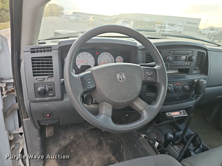 image for item LW9903 2008 Dodge Ram 2500HD pickup truck