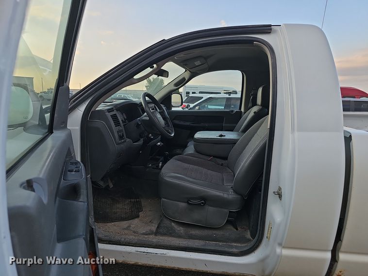 image for item LW9903 2008 Dodge Ram 2500HD pickup truck