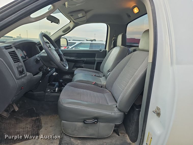 image for item LW9903 2008 Dodge Ram 2500HD pickup truck