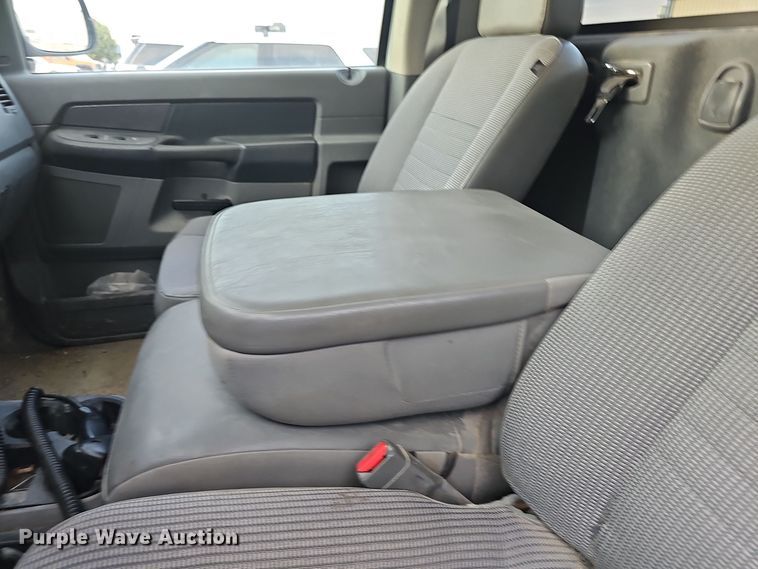 image for item LW9903 2008 Dodge Ram 2500HD pickup truck