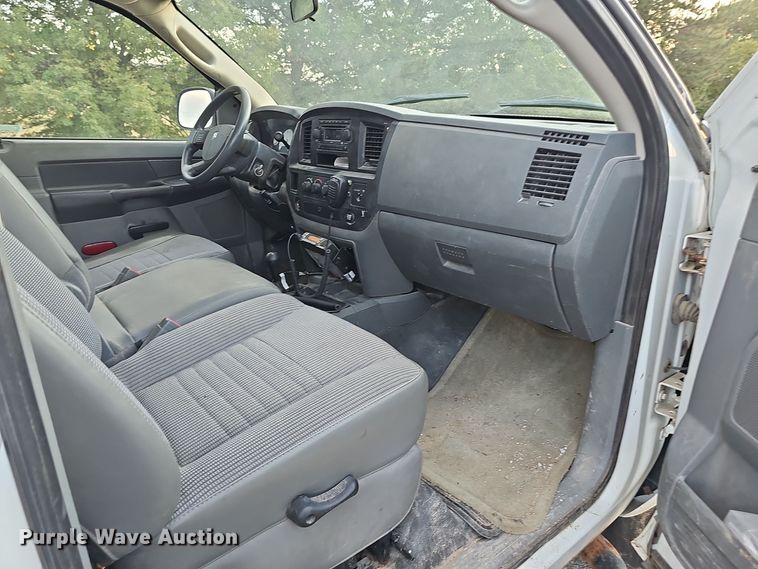 image for item LW9903 2008 Dodge Ram 2500HD pickup truck