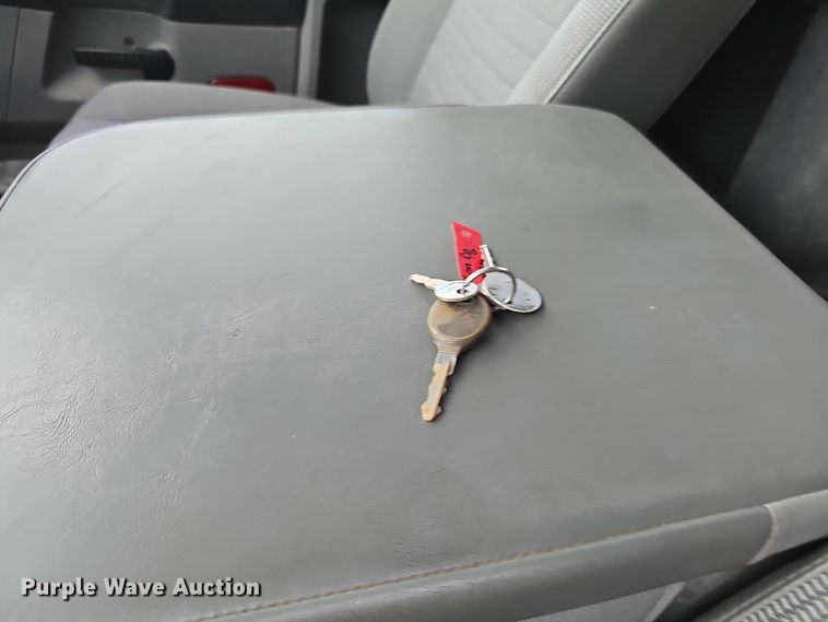 image for item LW9903 2008 Dodge Ram 2500HD pickup truck