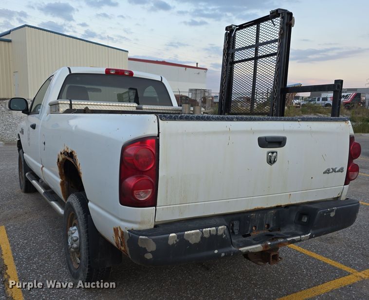 image for item LW9904 2008 Dodge Ram 2500HD pickup truck