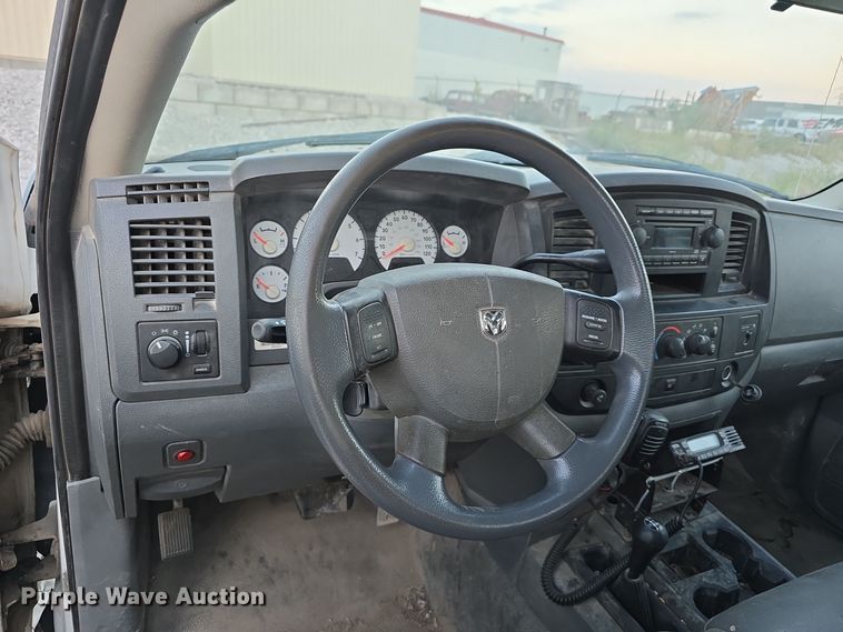 image for item LW9904 2008 Dodge Ram 2500HD pickup truck