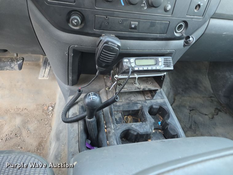 image for item LW9904 2008 Dodge Ram 2500HD pickup truck