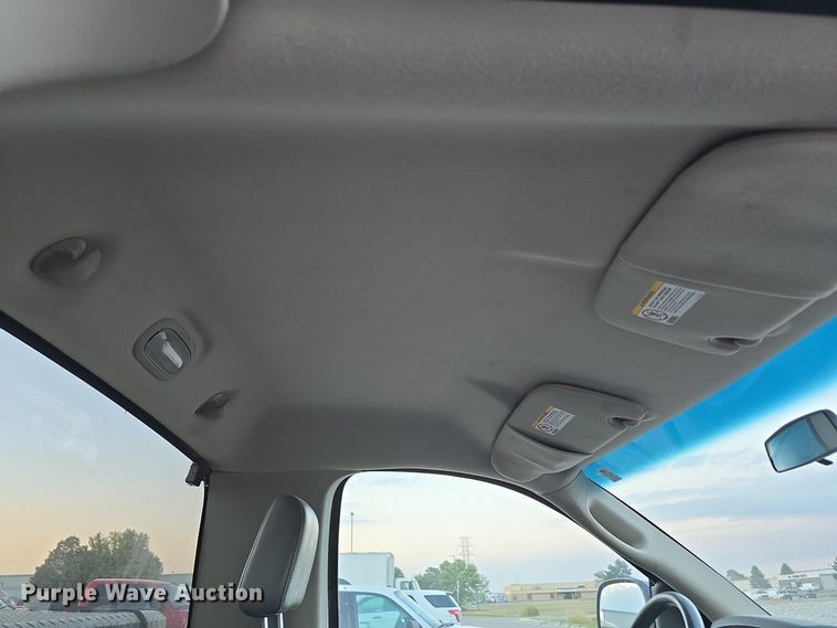 image for item LW9904 2008 Dodge Ram 2500HD pickup truck