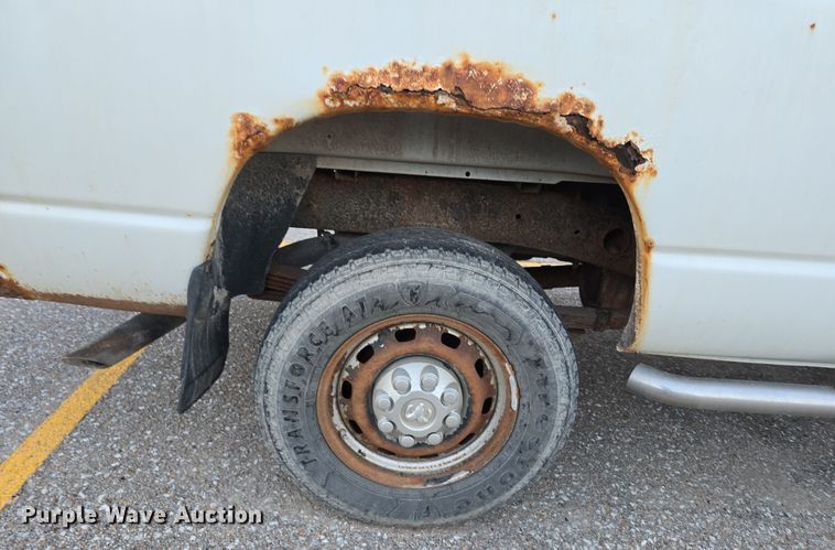 image for item LW9904 2008 Dodge Ram 2500HD pickup truck