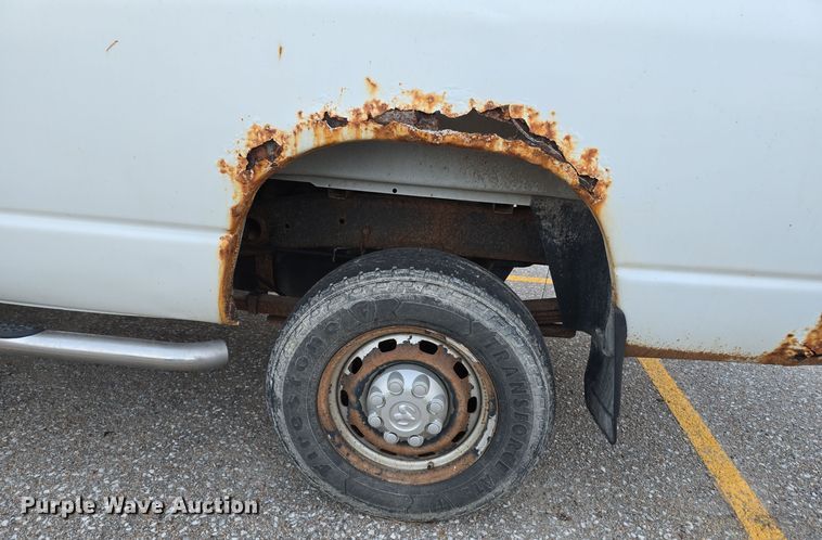 image for item LW9904 2008 Dodge Ram 2500HD pickup truck