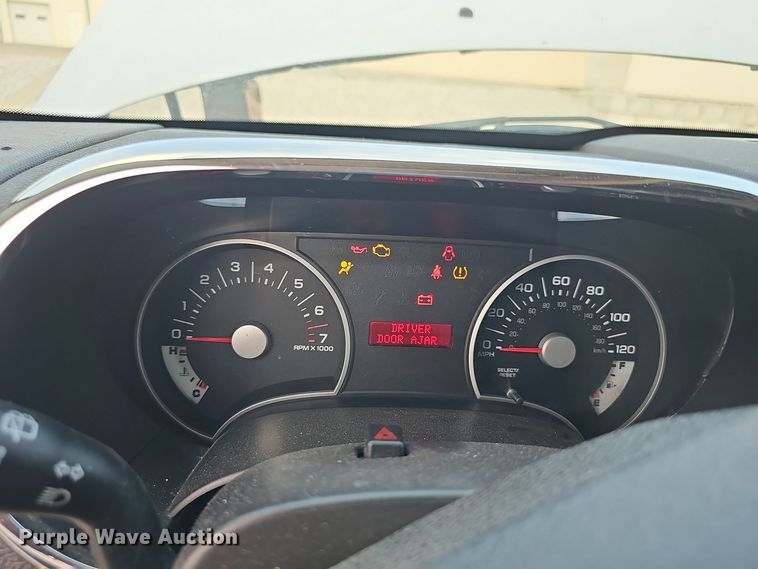 image for item LW9907 2010 Ford Explorer XLT SUV