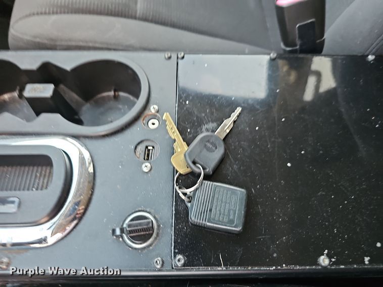 image for item LW9907 2010 Ford Explorer XLT SUV