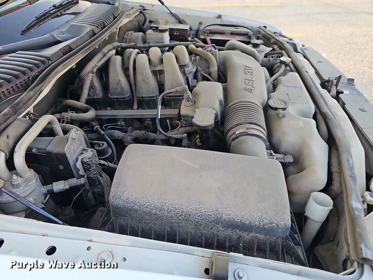 image for item LW9907 2010 Ford Explorer XLT SUV