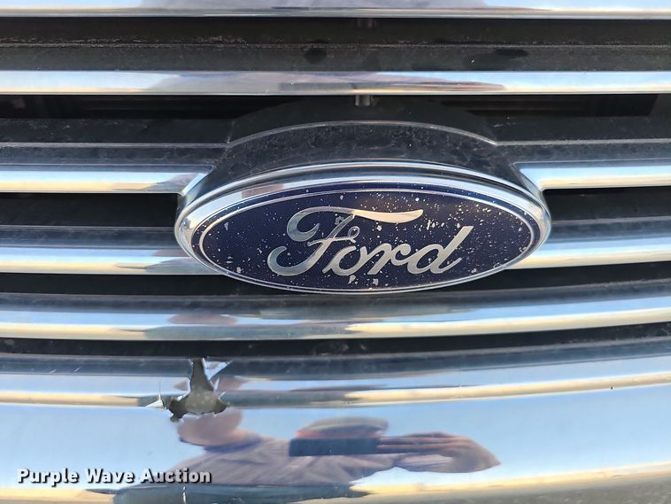 image for item LW9907 2010 Ford Explorer XLT SUV