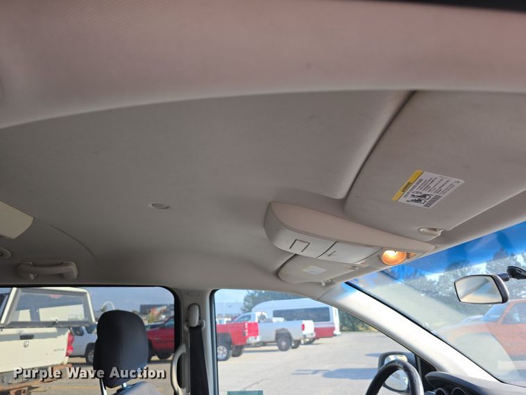 image for item LW9908 2010 Dodge Grand Caravan SE van