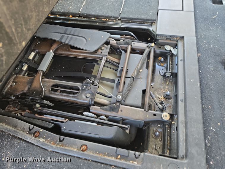 image for item LW9908 2010 Dodge Grand Caravan SE van