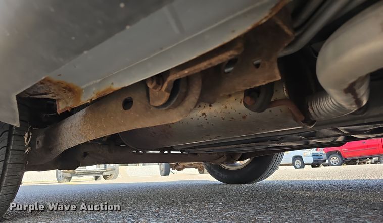 image for item LW9908 2010 Dodge Grand Caravan SE van