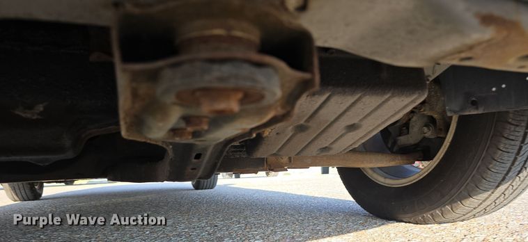 image for item LW9908 2010 Dodge Grand Caravan SE van