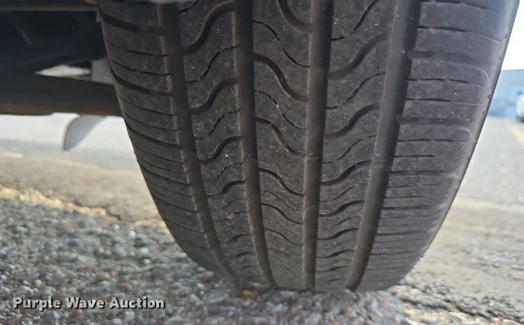 image for item LW9908 2010 Dodge Grand Caravan SE van