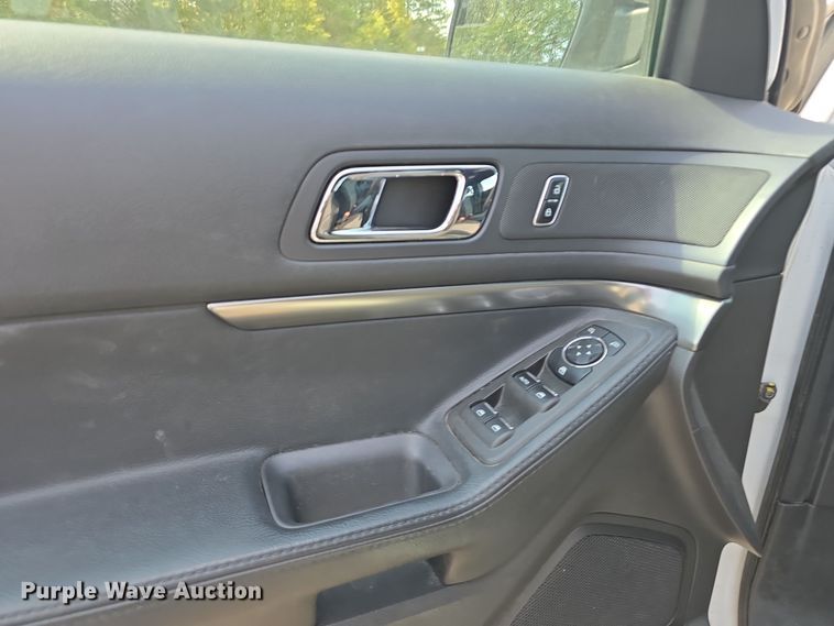 image for item LW9910 2014 Ford Explorer Police Interceptor SUV