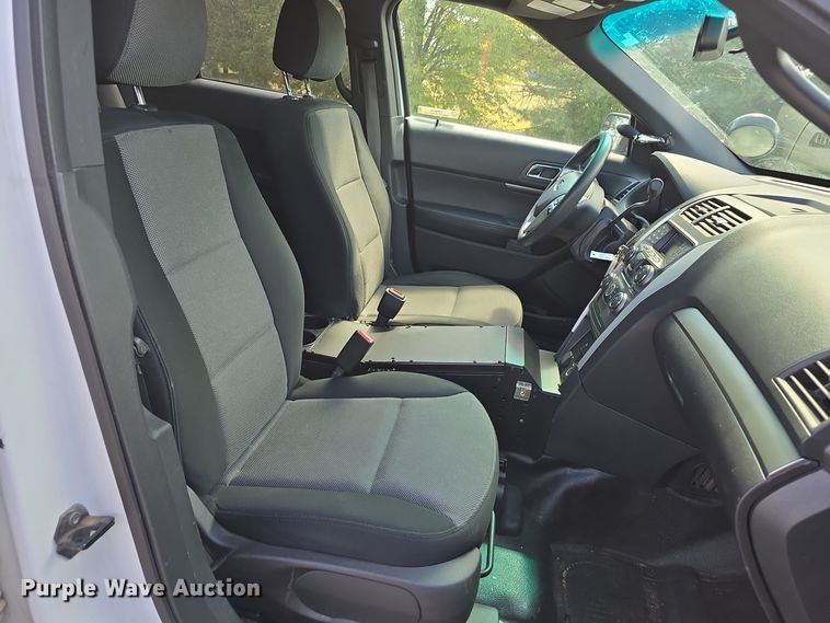 image for item LW9910 2014 Ford Explorer Police Interceptor SUV