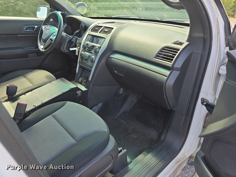 image for item LW9910 2014 Ford Explorer Police Interceptor SUV