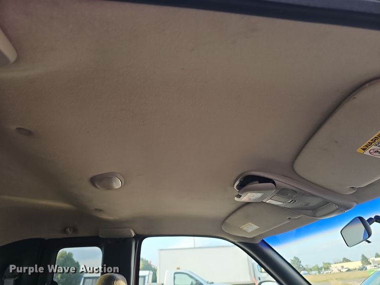 image for item LW9912 2001 Dodge Ram 2500 Laramie SLT Quad Cab pickup truck