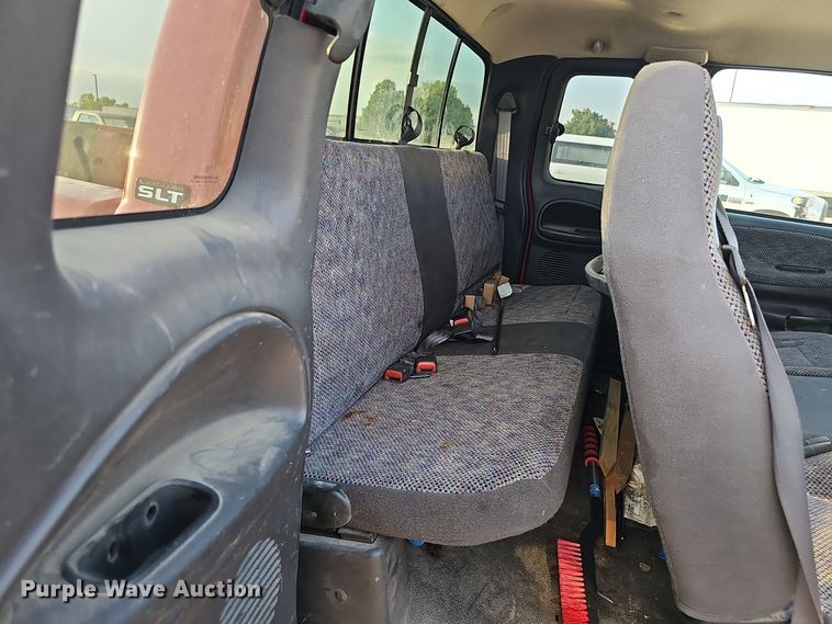 image for item LW9912 2001 Dodge Ram 2500 Laramie SLT Quad Cab pickup truck