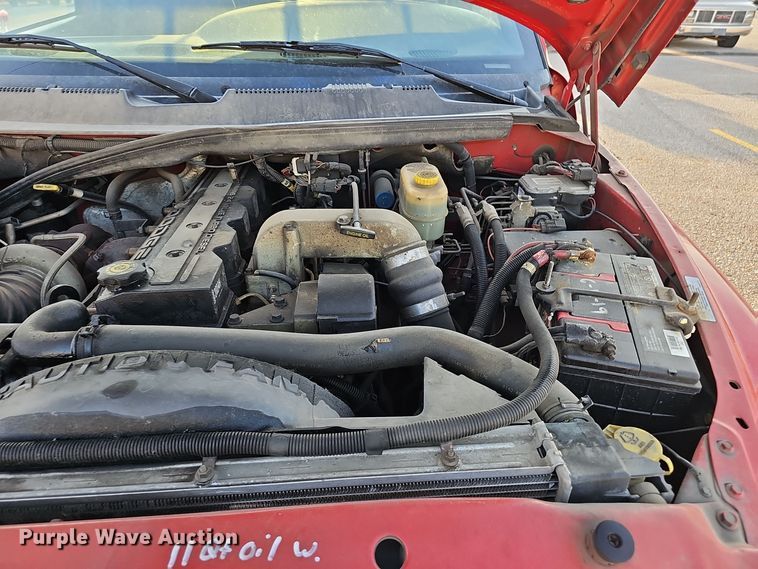 image for item LW9912 2001 Dodge Ram 2500 Laramie SLT Quad Cab pickup truck