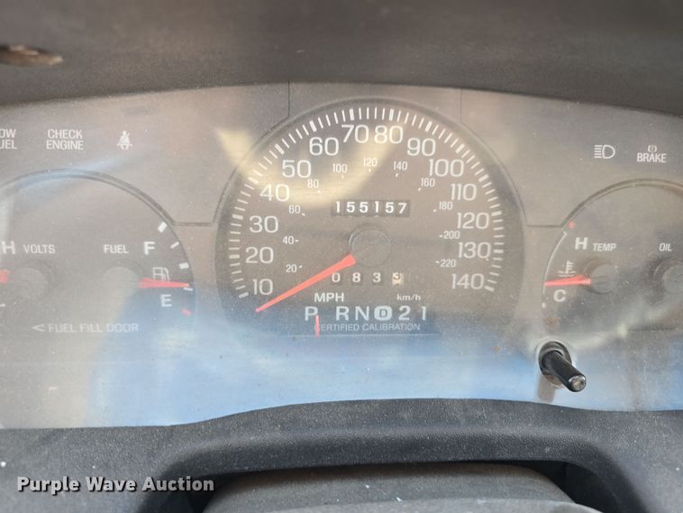 image for item LW9913 2002 Ford Crown Victoria Police Interceptor 