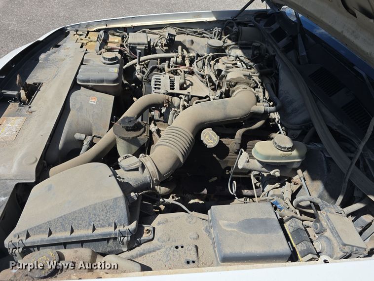 image for item LW9913 2002 Ford Crown Victoria Police Interceptor 