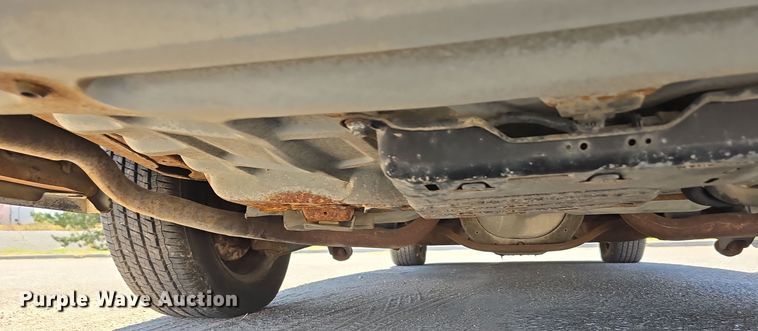 image for item LW9913 2002 Ford Crown Victoria Police Interceptor 