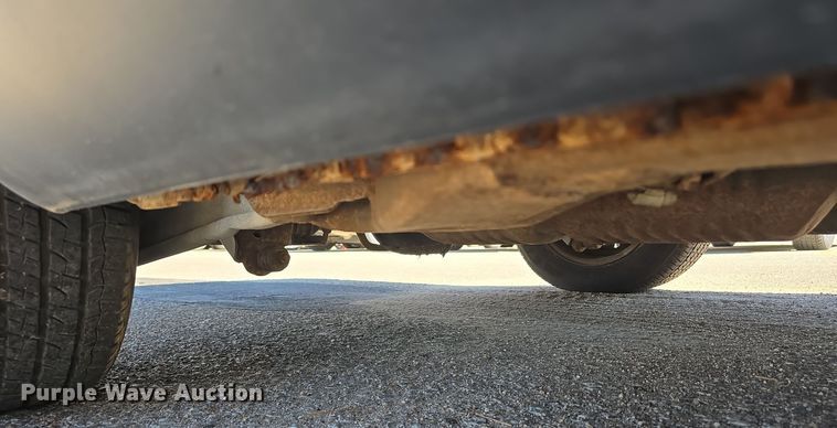 image for item LW9913 2002 Ford Crown Victoria Police Interceptor 