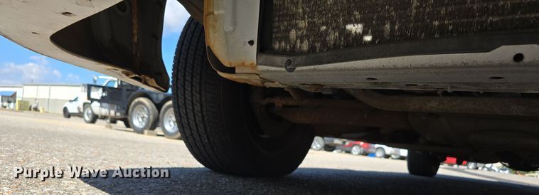 image for item LW9913 2002 Ford Crown Victoria Police Interceptor 