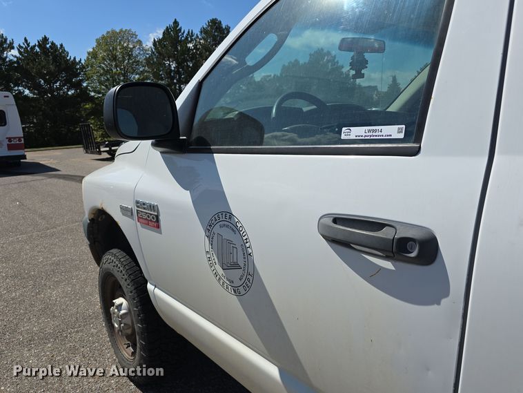 image for item LW9914 2008 Dodge Ram 2500HD pickup truck