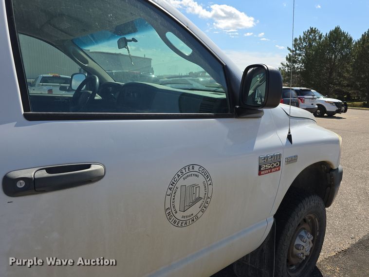 image for item LW9914 2008 Dodge Ram 2500HD pickup truck