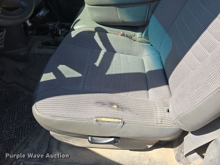 image for item LW9914 2008 Dodge Ram 2500HD pickup truck